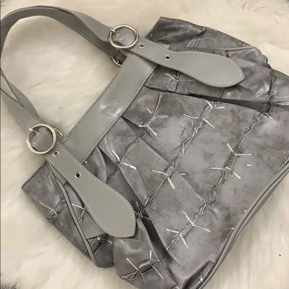 Daphane gray hand bag